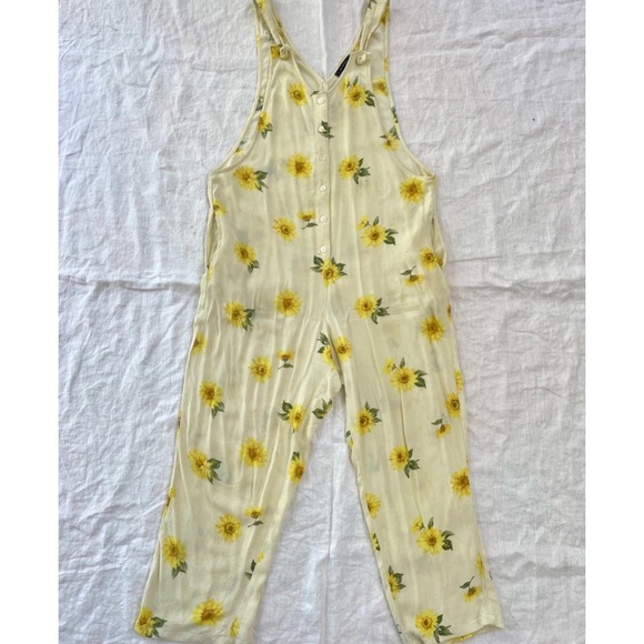 AE Studio Cute Summer Jumper Overall With Sunflowers - Picture 3 of 3
